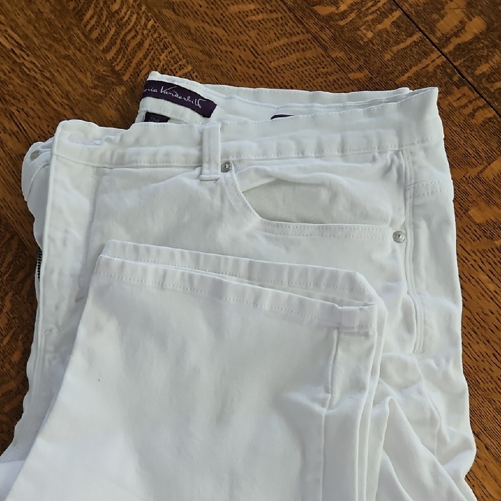 Jeans White Denim Womens SZ 22W